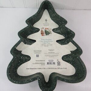 Pioneer Woman Tree Shaped Cake Pan 12"x9" Nonstick Cast Aluminum Green & White